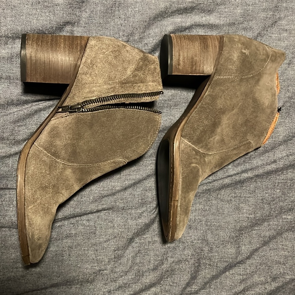 Frye Suede Side zip ankle booties size 11 - Picture 6 of 7